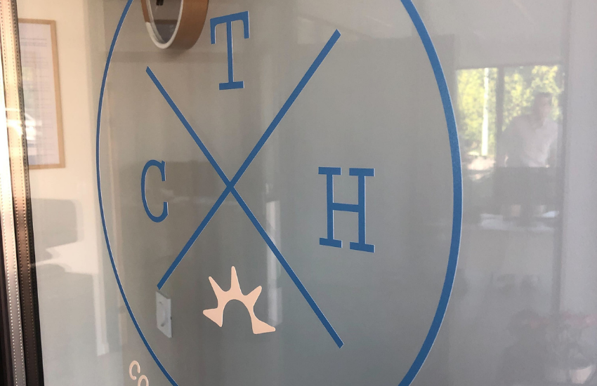 Image d'un stickers vitrine